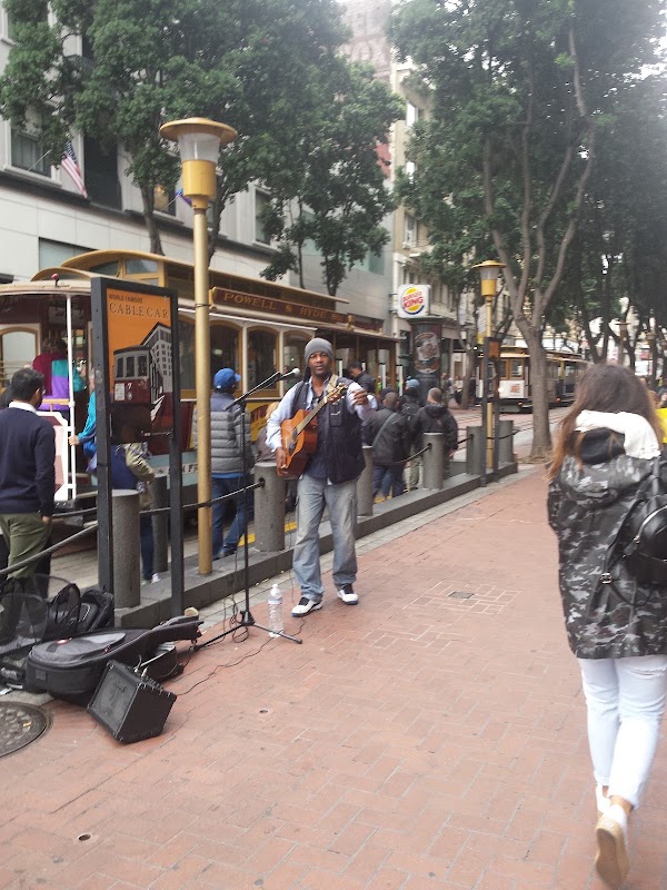 Powell St & Market St 5