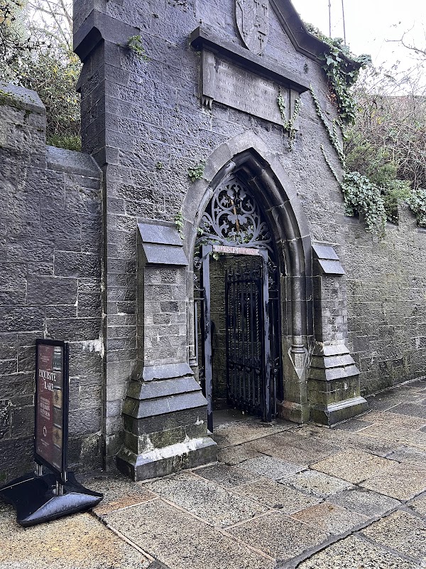 Marsh’s Library 4