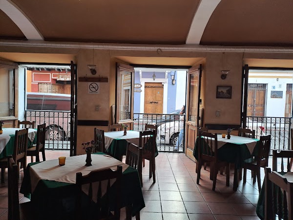 La Fonda de la Calle Real