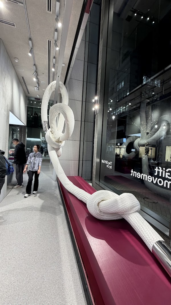 On Flagship Store Tokyo Ginza 2
