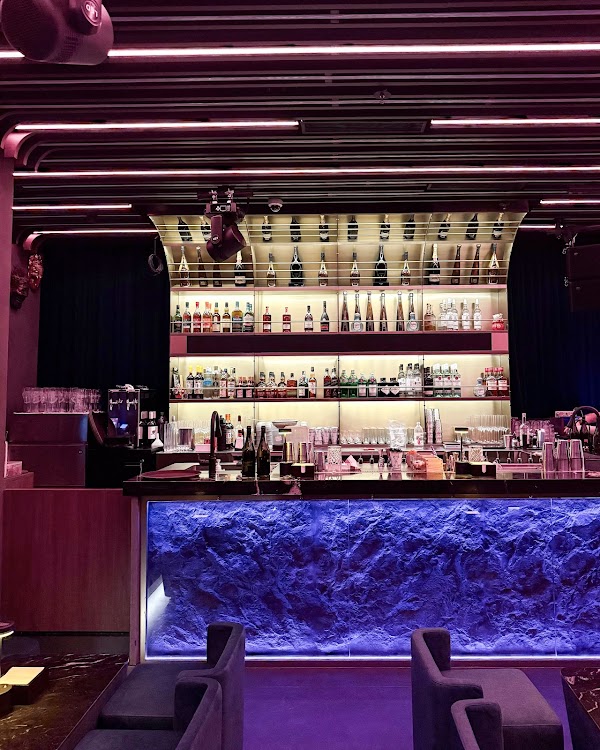 GOSSiP Cocktail Club