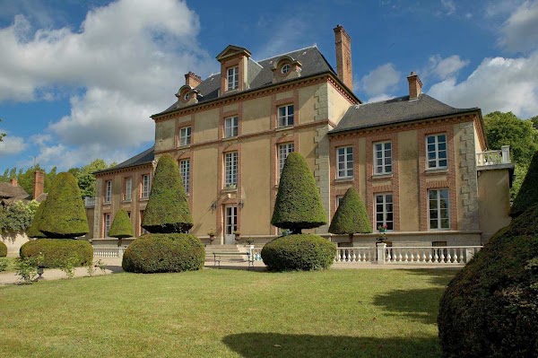Chateau De Rouillon 1