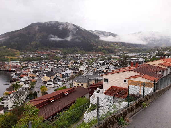 Sogndalsfjøra 3
