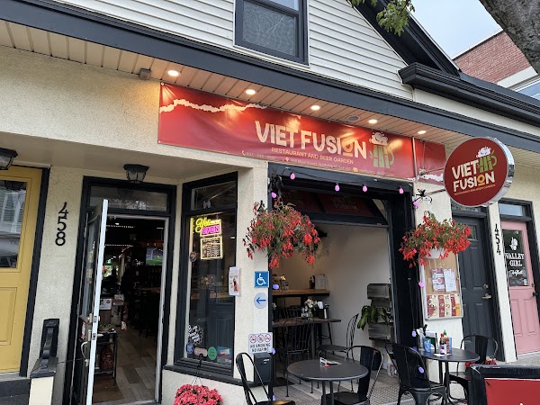 Viet Fusion Restaurant and Beer Garden 2