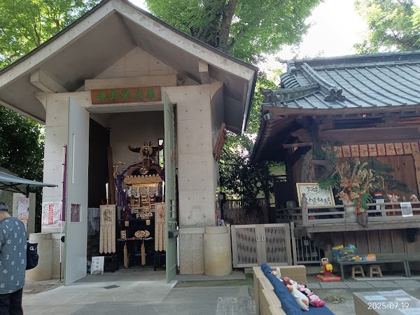 Togoshi Hachiman Shrine (p1) 4