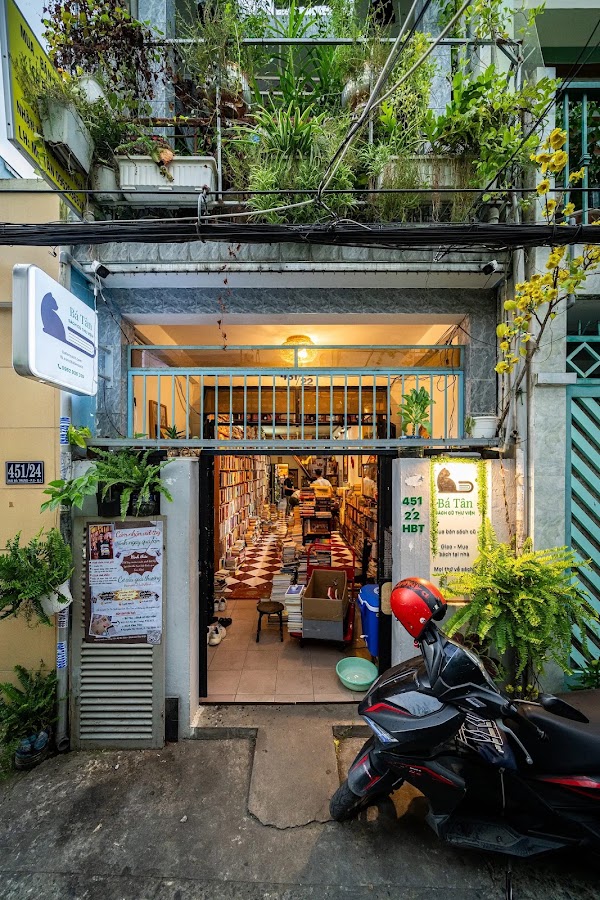 Bá Tân - Sách Cũ Thư Viện 1