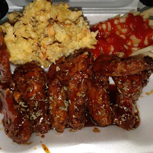 Johnny's Restaurant & Bar 3