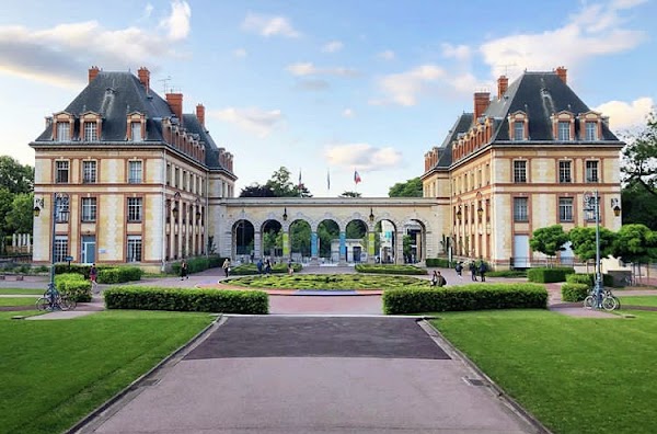 Cité Internationale Universitaire de Paris 4