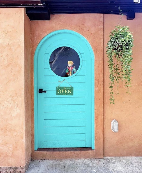 The Little Prince Café Bangkok 1