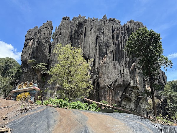 Yana Caves 1