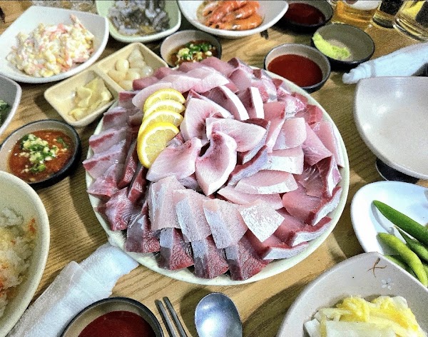 Sea Sliced Raw Fish Sarang 4