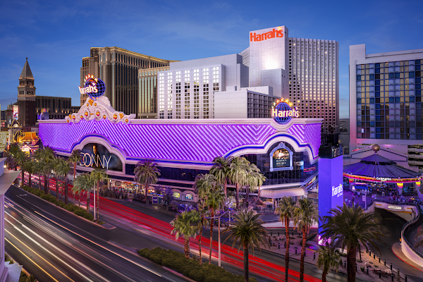Harrah's Las Vegas - A Caesars Rewards Destination