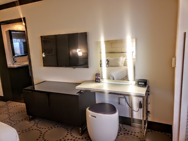 Harrah's Las Vegas - A Caesars Rewards Destination 4