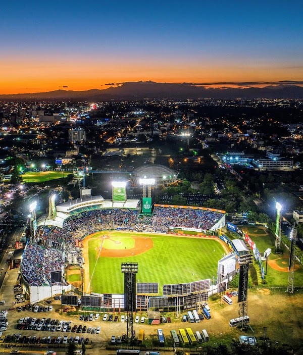 Estadio Quisqueya Juan Marichal 1