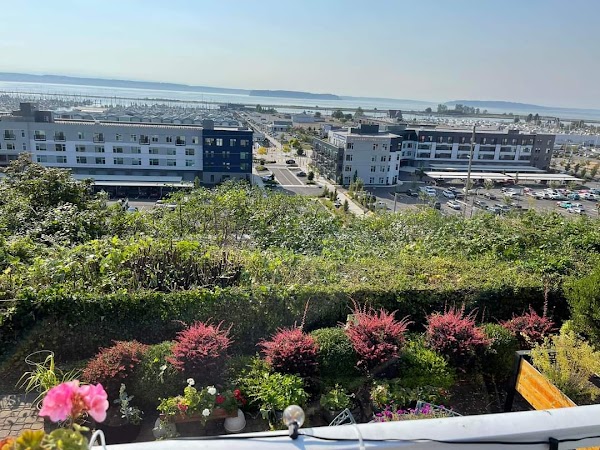 Everett 1