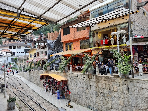 Mercado Aguas Calientes 2