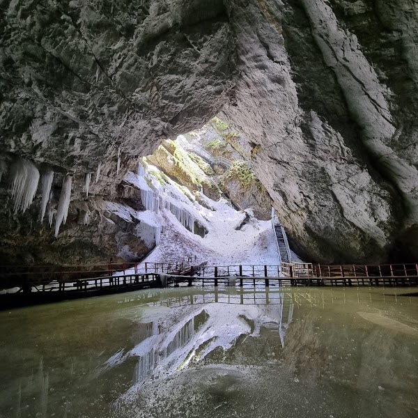Scărişoara Glacier Cave