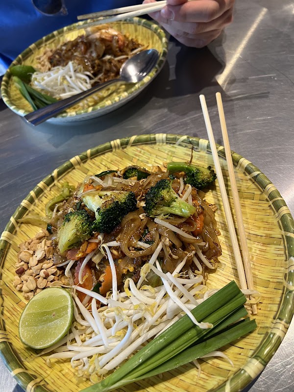 MaeThum Padthai 2