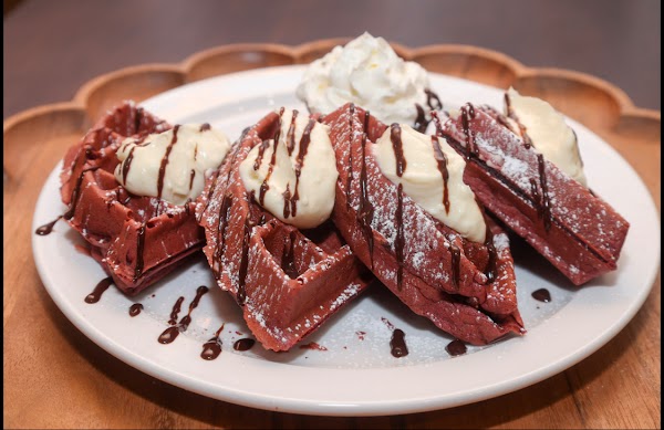 Waffle Lounge 5