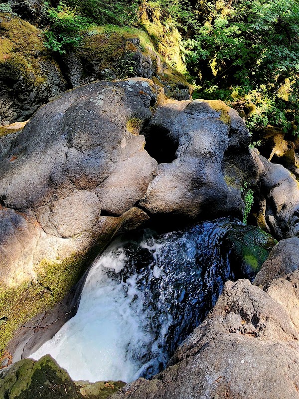 Pool of the Winds 3
