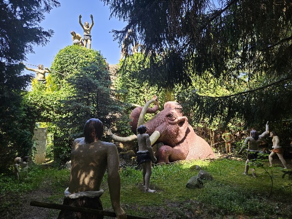 Sauriergarten Gruss 2