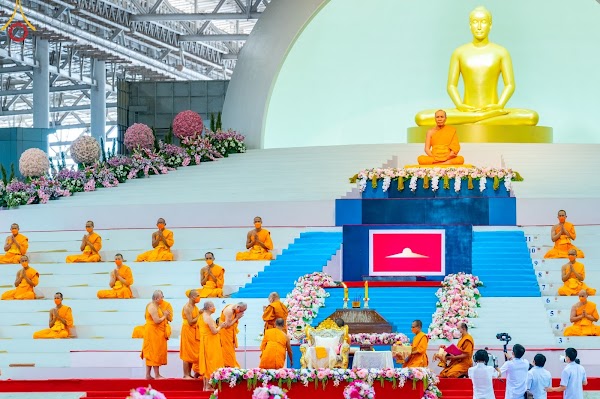Wat Phra Dhammakaya 2