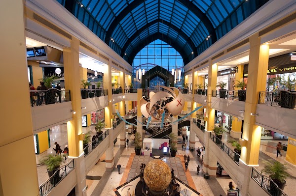 Colombo Shopping Centre 5