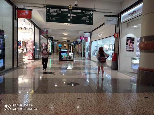 Colombo Shopping Centre 4