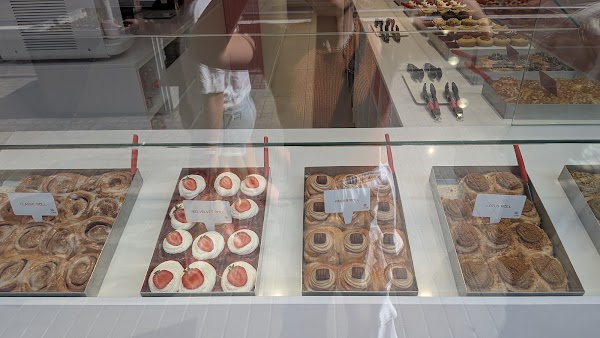 Lushé - Cinnamon Rolls | Barcelona 2