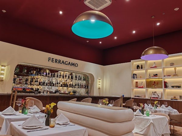 Ferragamo Cafe 1