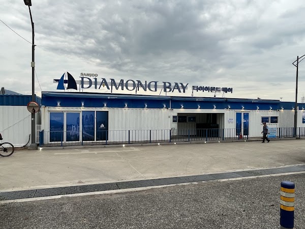 Diamond Bay Yacht Cruise 3