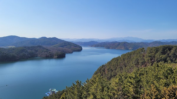 Jinyangho Zoo 2