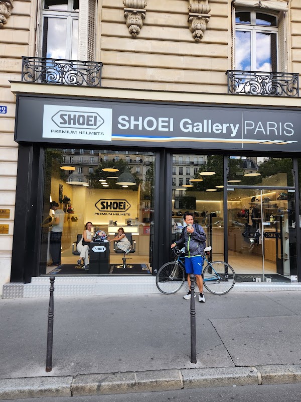 SHOEI GALLERY PARIS 1