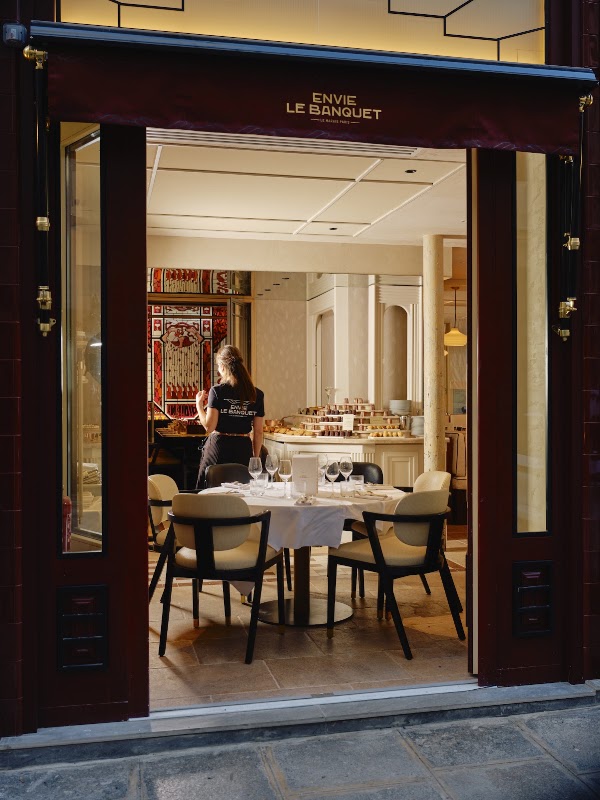 ENVIE LE BANQUET 1