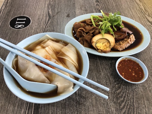 Kelantan Kway Chap • Pig's Organ Soup 吉蘭丹粿汁•猪什汤 5