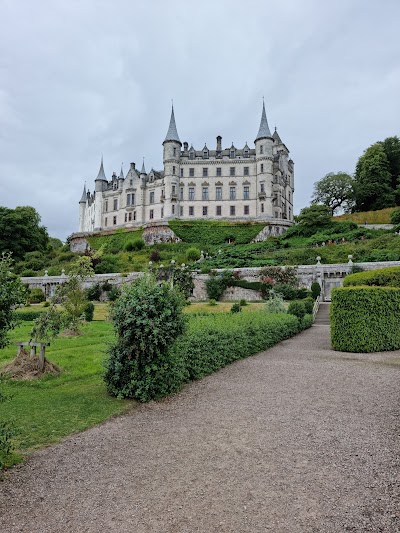Dunrobin Castle & Gardens 1