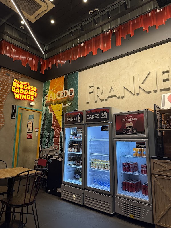 Frankie's New York Buffalo Wings Salcedo 3