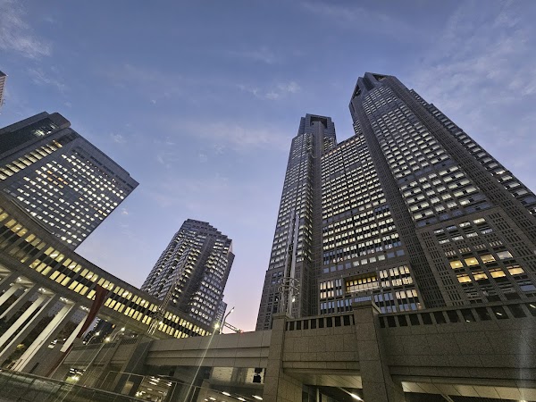 Tokyo Night & Light 4