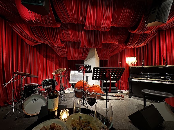 Newall Jazz Lounge