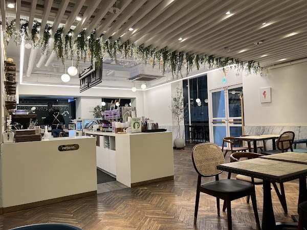 Bird The Cafe 1
