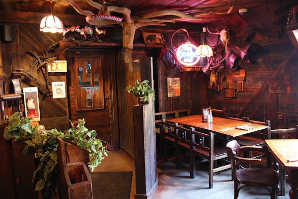 Magpie & Stump Mexican Restaurant + Bar