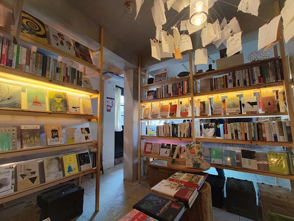 非書店 4