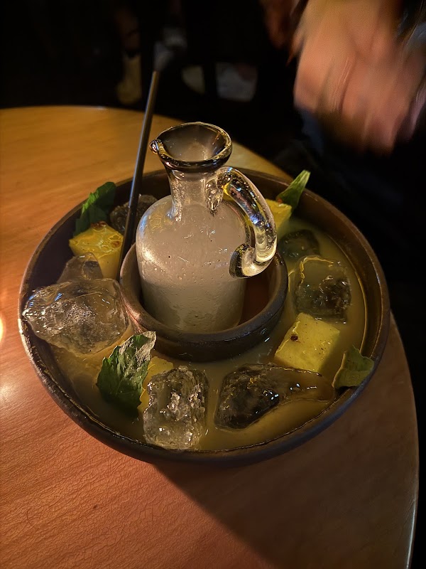 Xaman Bar 2