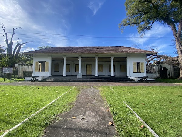 Istana Mini 1