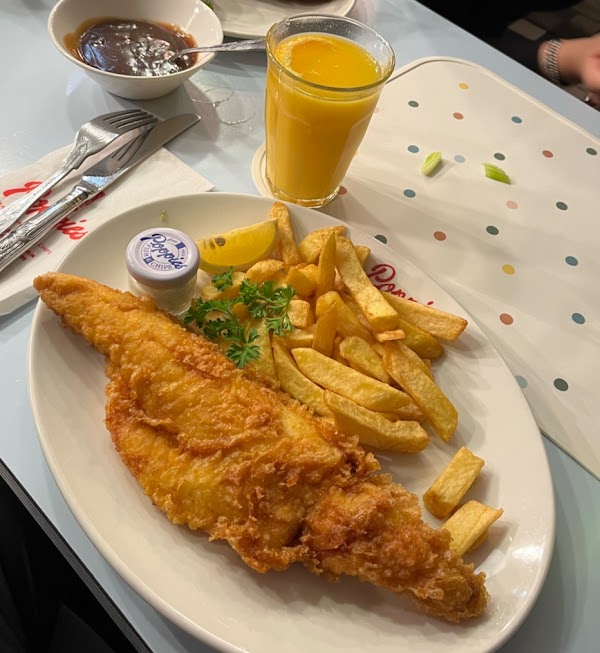 Poppies Fish & Chips 3