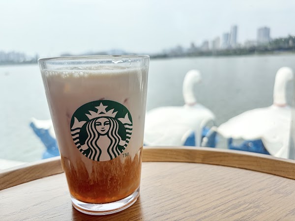Starbucks 4