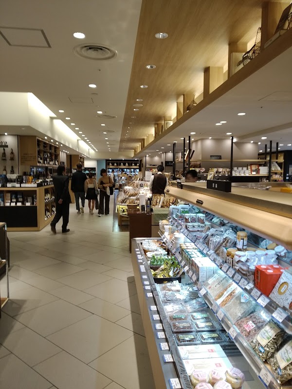 Mitsukoshi Ginza 2