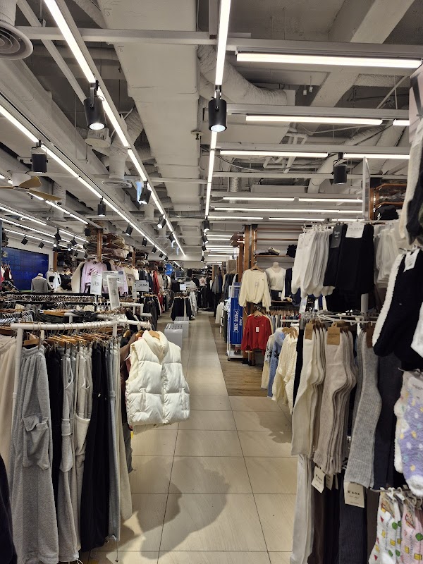 엠플레이그라운드 성수점 MPLAYGROUND Seongsu Store 5