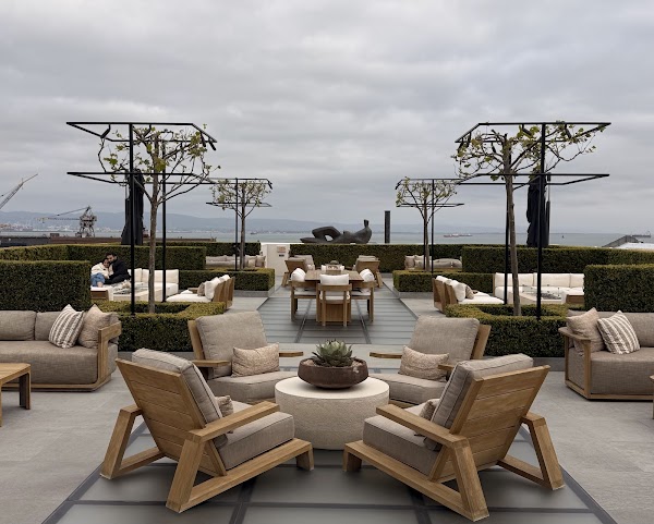 RH San Francisco | The Gallery at the Historic Bethlehem Steel Building 5