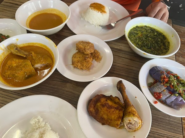 Rumah Makan Minang - Kandahar Street 4